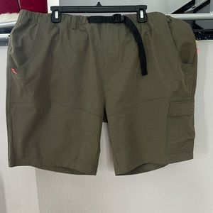 The American Outdoorsman shorts size XXL NWT